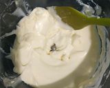 Foto langkah ke 4 dari resep Cream cheese homeMade sympell bangett.