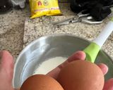 A picture of step 2 of Creamy Custard Cake.