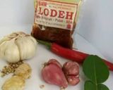 Foto langkah ke 1 dari resep Lodeh simpel bumbu instan.