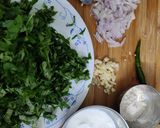 A picture of step 1 of Winter special: Methi malai sabzi.