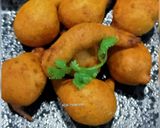 A picture of step 1 of Phoolouri / Pakoda/ Chickpea Fritters.