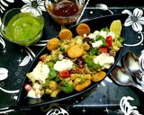 A picture of step 6 of Chole Aloo Dahi Papdi Chaat.