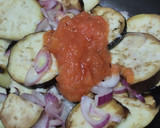 Foto del paso 2 de la receta: Berenjenas🍆con queso🧀crema🥛y salsa de tomate🍅
