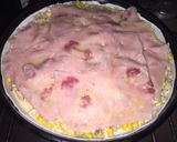 Foto del paso 4 de la receta: Tarta de pollo 🍗 con choclo, jamón y queso 🧀!!😋