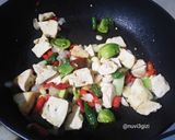 Foto langkah ke 2 dari resep Tumis Tahu Tauge (dengan Soy Sauce)💕.