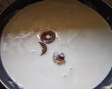 A picture of step 1 of Fig-Strawberry Rabdi Pudding.