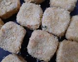 A picture of step 4 of Spicy potato dice.