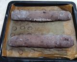 Foto langkah ke 8 dari resep Choco Cranberry Walnut Baguette.