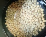 A picture of step 1 of Chhole chat.