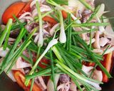 Hình bước làm 2 của món Mực Lá Xào