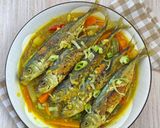 Foto langkah ke 6 dari resep Ikan Goreng Acar Kuning.