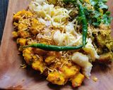 A picture of step 8 of Bread poha.