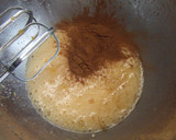 Foto del paso 1 de la receta: Budín de chocolate piñones y arándanos