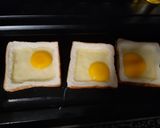 Gambar langkah 2 resipi Roti bakar telur mata 🍳🍳.