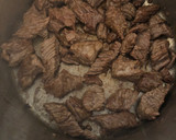 Foto del paso 1 de la receta: Estofado de ternera con patatas y judías verdes