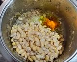 A picture of step 2 of Vaal ni daal / Bitter field beans.