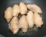 A picture of step 5 of Plum chan chicken wings.