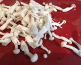 Foto del paso 3 de la receta: Hongos salteados