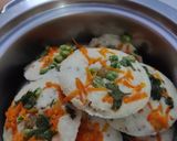 A picture of step 9 of Oats mixed idli batter vegetables Idli Chutney.
