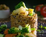 Foto del paso 4 de la receta: Arroz chaufa de mariscos con piña