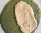 A picture of step 15 of Spinach pancake with spicy salad.