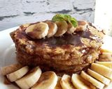 Foto langkah ke 5 dari resep Oat Banana Pancake.