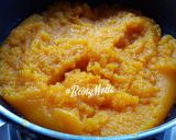 A picture of step 4 of Alphonso Mango Sheera.