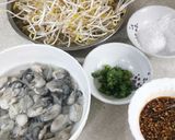 蒜味豆芽牡蠣的食譜步驟1照片