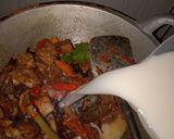 Foto langkah ke 9 dari resep Mangut Ikan Pe (Pari Asap).