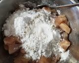 Foto langkah ke 2 dari resep Ayam popcorn saus telur asin pedas.