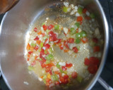 Foto del paso 1 de la receta: Arroz con pollo y champiñones al horno