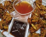 A picture of step 4 of Crispy Makai ke Aatay ke Pakooray.