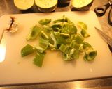 Foto del paso 3 de la receta: Chupín de pollo y demasesss