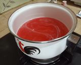 Foto langkah ke 3 dari resep Pudding Merah Putih rasa Kelapa Muda dan Leci.