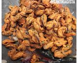 Foto langkah ke 3 dari resep Tumis Kerang Dara.