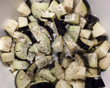 Foto del paso 4 de la receta: Berenjenas sofritas con toque picante