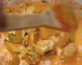 รูปขั้นตอนการทำที่ 3 ของ แกงคั่วฟักทองสันในไก่