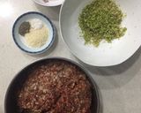 Hình bước làm 1 của món Thịt bò băm chiên sả nhanh gọn