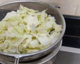 A picture of step 4 of Kimchi salad.