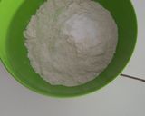 Foto langkah ke 4 dari resep Bolu pisang kukus.