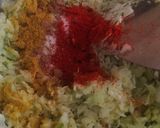 A picture of step 4 of Cabbage Paratha.
