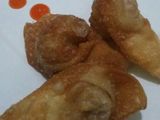 Siomay + pangsit goreng enakkk... 😄