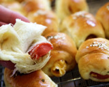 Foto langkah ke 7 dari resep Roti Unyil Sosis Keju Favorit Keluarga ( Mini Sausage roll bun) .