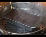Foto langkah ke 7 dari resep Brownies kukus mirip banget brownies AMANDA.