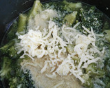 Foto del paso 3 de la receta: Crema de brócoli y Mozzarella