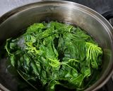 Foto langkah ke 2 dari resep Tumis Daun Pepaya.