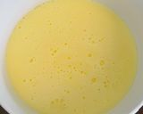 A picture of step 3 of Mango Custard Pudding with Walnuts.