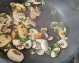 Foto del paso 6 de la receta: Ñoquis caseros con bechamel y setas al aceite de trufa