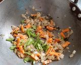 A picture of step 3 of Chinese Poha.