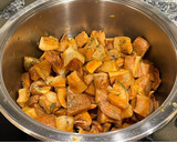 Foto del paso 1 de la receta: Níscalos con patatas